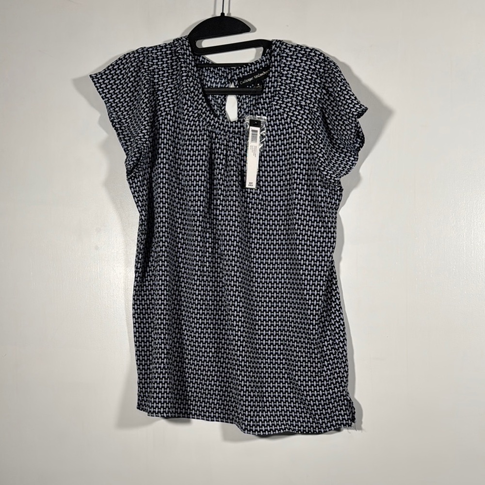 NWT Catherine Malandrino Navy and White Geometric Blouse Size Medium